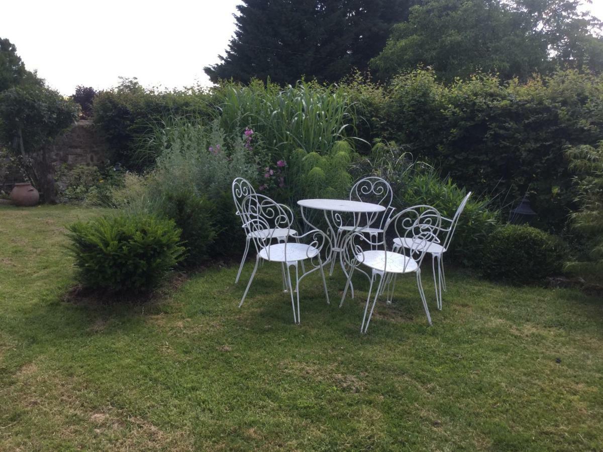 Chambre Au Calme De La Campagne Le Vernet  Exteriör bild